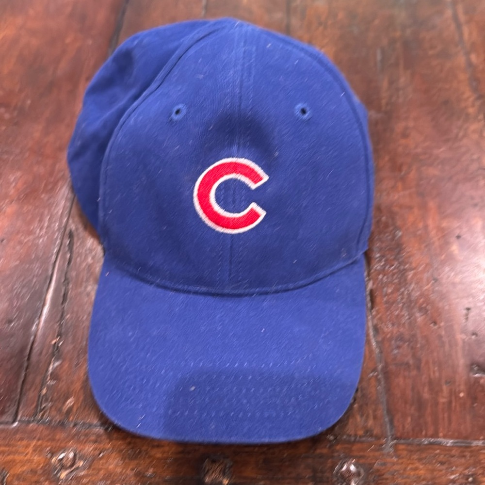 Boys Chicago Cubs baseball cap